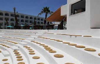 Hotel Nozha Beach