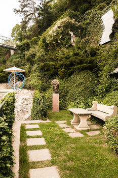 Schlossberghotel - Das Kunsthotel