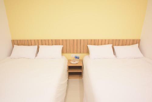 Hostal Ltl Guesthouse