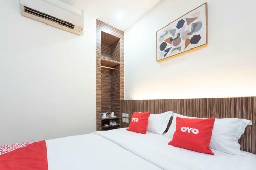 Capital O 90447 Hotel Ezzyhome Kebun Teh