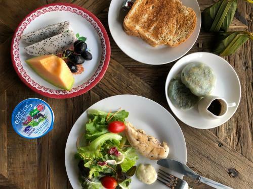 Bed & Breakfast Goodnight Poshtel + Free Netflix
