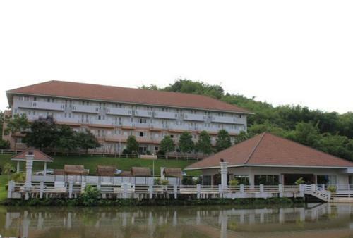 Hotel Wanawes Mae Fah Luang