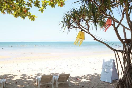 Albergue Sunset Bay Lanta Resort