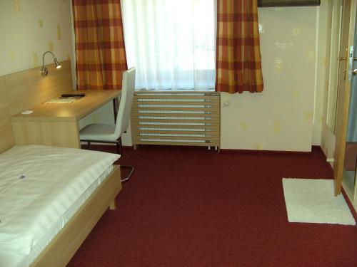Hostal Gasthof-pension Leopold Janu