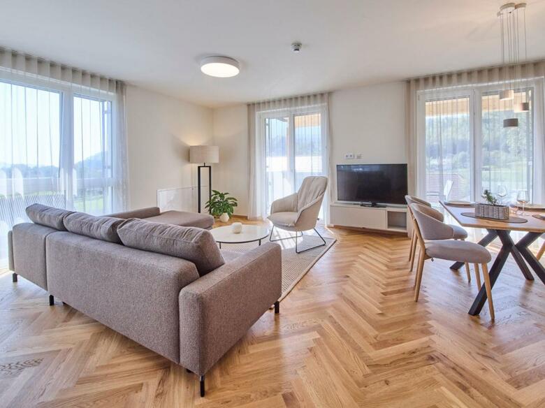 Hotel Lamplhof - Lichtpfad W�rthersee