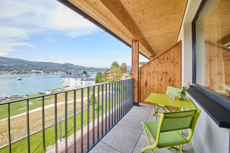 Hotel Lamplhof - Lichtpfad W�rthersee