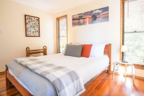 Escape To The Maleny Hinterland This Winter - Pizza Oven, Fireplace, Firepit