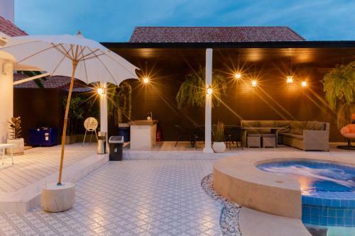 ???????????????? ?????? Art Gallery Pool Villa
