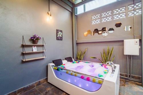 Luxury City-loft With Spa/jacuzzi And Nice Kitchen