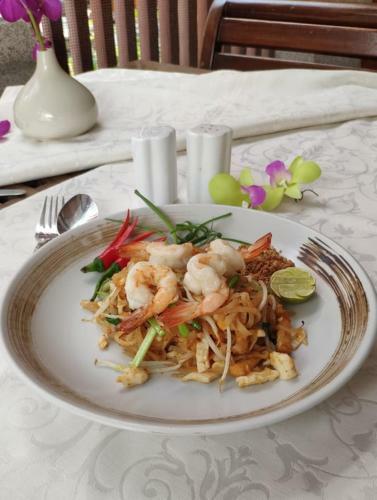 Fresh Inn Hotel - Sha Extra Plus