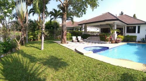 Laguna Villa 2