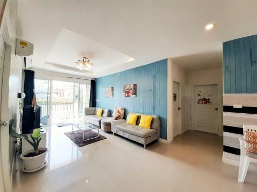 Enjoy Pool Villa Huahin (3br, 3baths, 1kitchen, 1living)