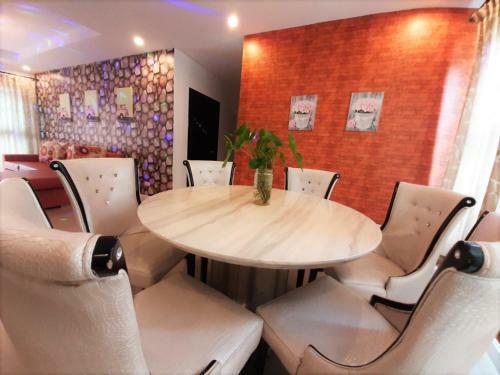 Cheap Pool Villa Hauhin (3 Br 1 Lounge) European Kitchen