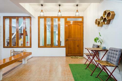 White Beach House Hua Hin 20 Second To The Beach