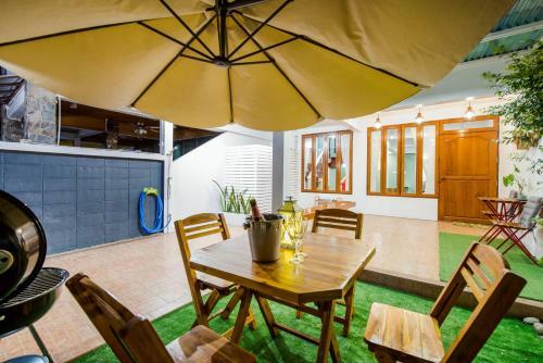 White Beach House Hua Hin 20 Second To The Beach