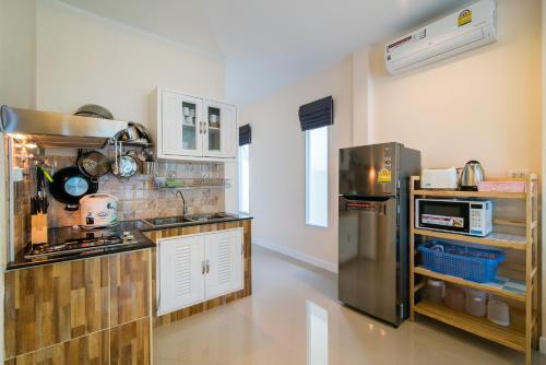 Baan Bussarin Pool Villa Huahin88