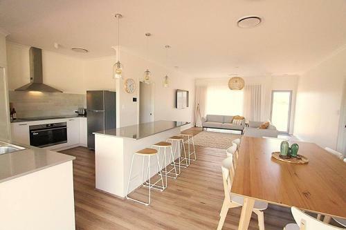 Cusmano Retreat - Contemporary Rural Homestay
