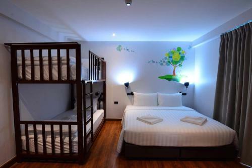 Hotel Lana Beds & Space