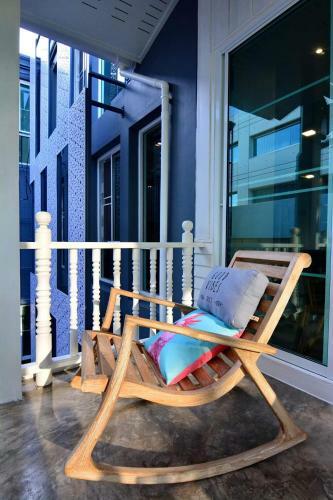 Hotel Lana Beds & Space