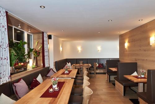 Hostal Hotel Gasthof Stocker