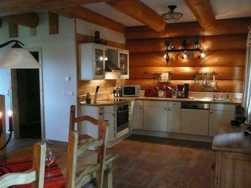 Cozy Cabin In Waltershausen Near Forest