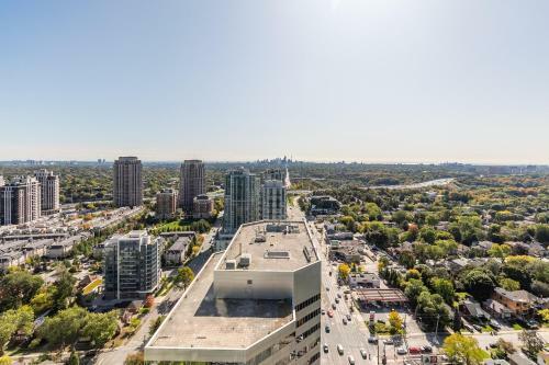 Simply Comfort. Modern Apartments In North York Skyscraper