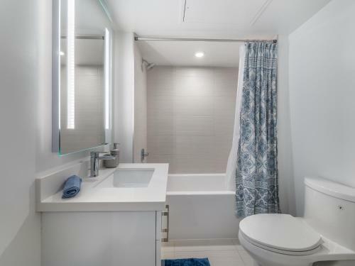 Apartamento Designer 1br + Study Suite In Coveted Yorkville