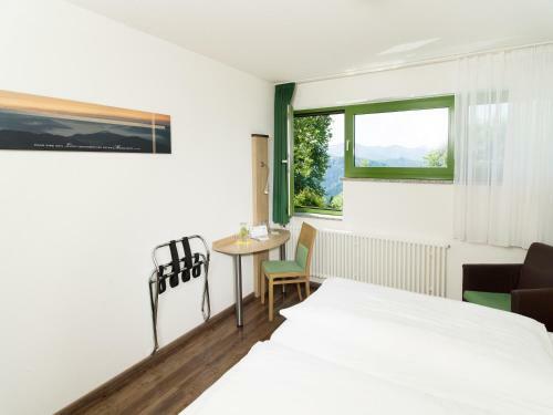 Hotel Haus Maria Lindenberg