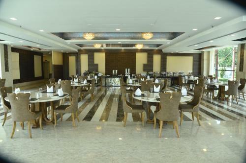 Opulent Hotel By Ferns N Petals