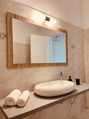 Sunrise Apartment Near Airport
