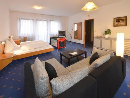 Hostal Landgasthof Hotel Scheubel