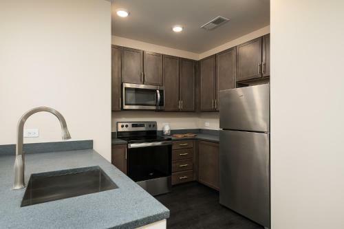 Apartamento University Suites 5 Minutes From Churchill Downs 2 Bdrm