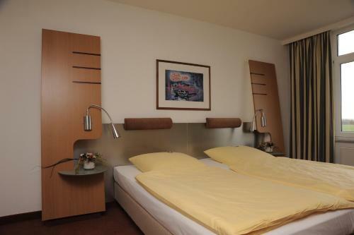 Hotel Etropolis Motorsport Arena