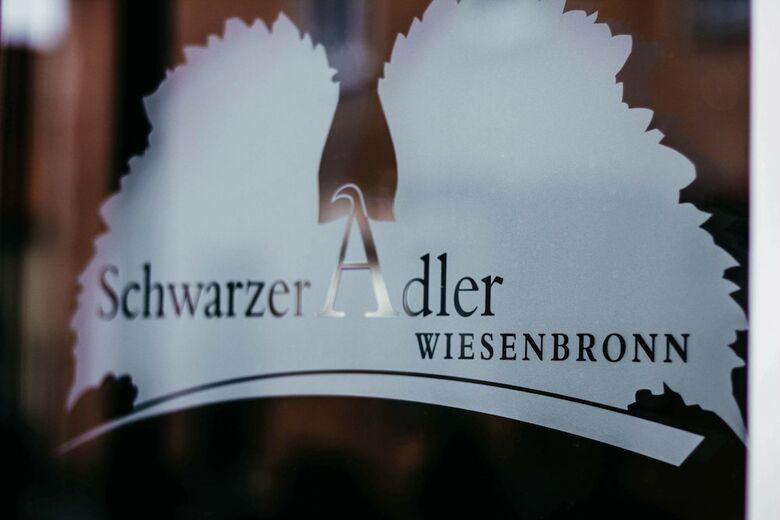 Hostal Landhotel Und Weingasthof Schwarzer Adler
