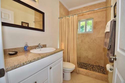 Paradise Pointe By Eleuthera Vacation Rentals