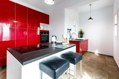 Arcana Santorini Villas, An Authentic Cycladic Experience