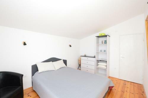 Olive Apartments