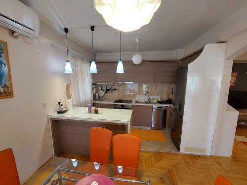 Exclusive Apartments With Lake View