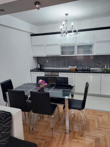 Exclusive Apartments With Lake View