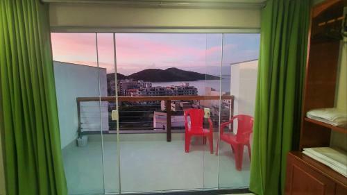 Apartamento Kitinet Confort�vel Na Prainha Com Garagem