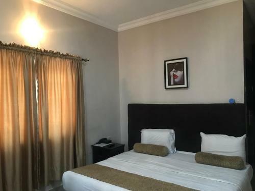 Hotel Dreamwise Hospitality And Lodging