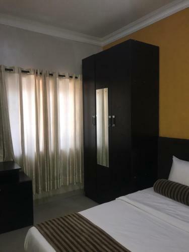 Hotel Dreamwise Hospitality And Lodging