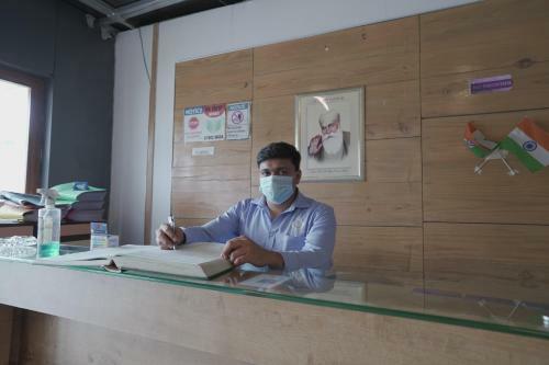 Hotel Elegance Nx By Wb Inn, Mumbai