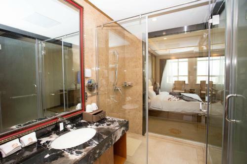 Hong Van Grand Hotel
