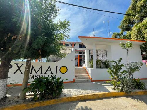 Hotel Ximajo Castillo
