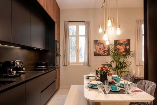 The New Era Luxury Living