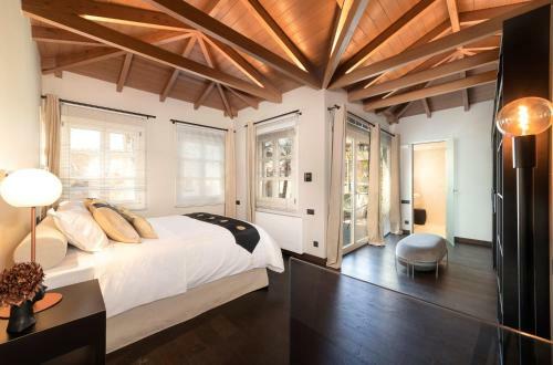 The New Era Luxury Living