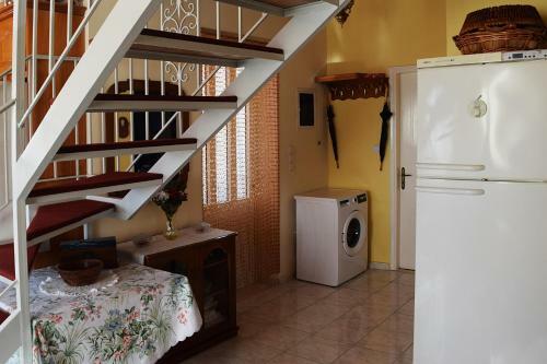Odysseus Traditional Home