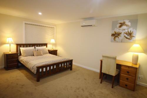 Hostal Silver House - Melbourne Airport Accommodation