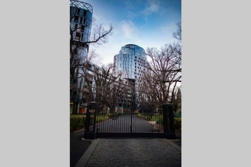 State Of The Art 2bed+2bath Designer Lux Apartment